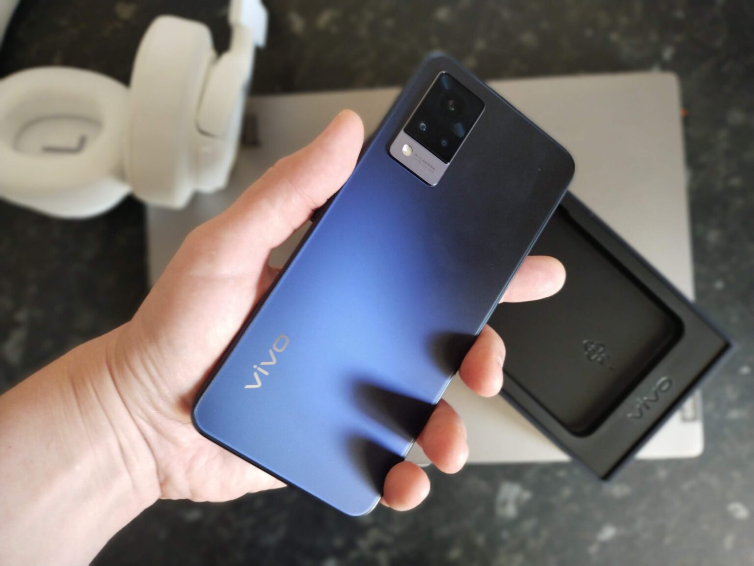 Телефон vivo 2027 как переместить фото в другой альбом