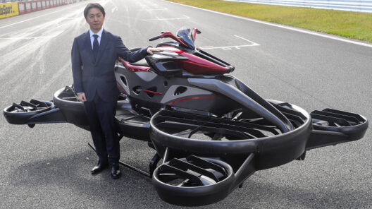 A.L.I. Technologies начала принимать заказы на летающие мотоциклы Xturismo