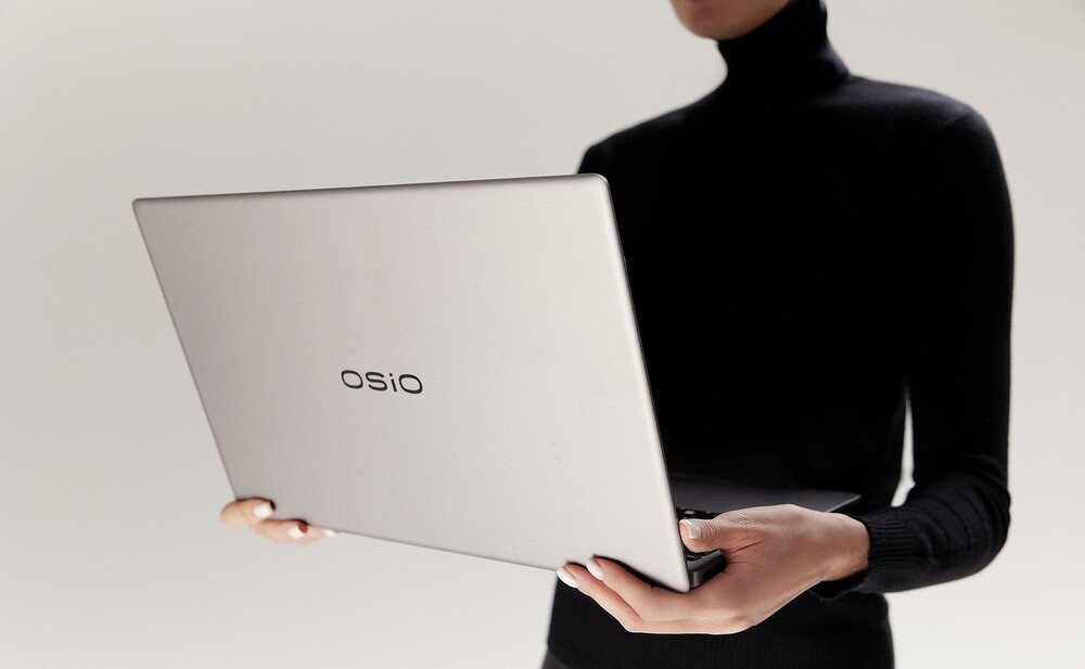 на ноутбуках OSiO предустановят OC Astra Linux